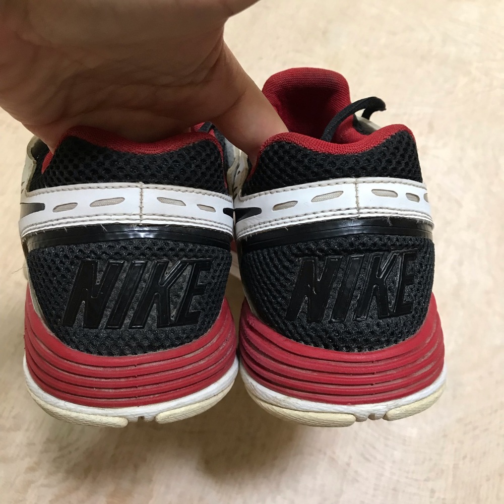 Nike Free Xilla Trainer Shoes Size 6 View 6